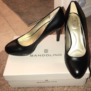 BANDOLINO Black Leather Heels 👠 👠